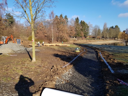 Úprava přístupových cest, parkoviště a okolí Marvánku