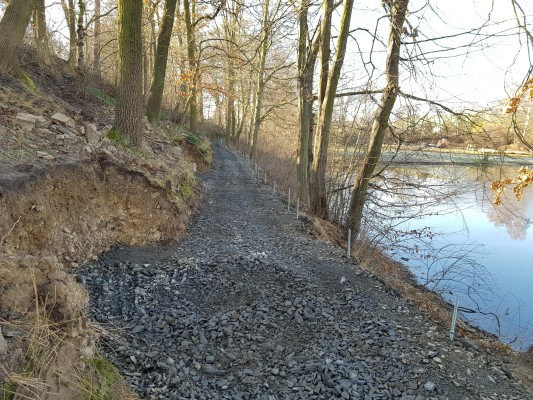 Úprava přístupových cest, parkoviště a okolí Marvánku