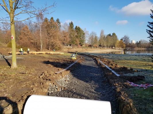 Úprava přístupových cest, parkoviště a okolí Marvánku