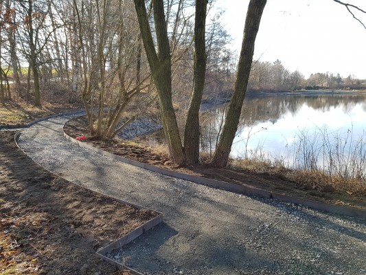 Úprava přístupových cest, parkoviště a okolí Marvánku