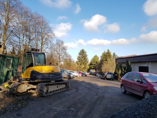 Úprava přístupových cest, parkoviště a okolí Marvánku