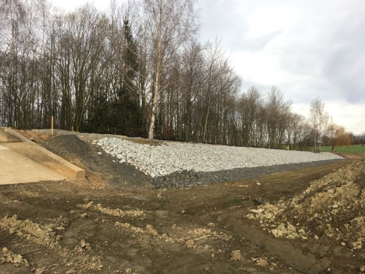 Odbahnění a oprava hráze rybníku Rozpakov